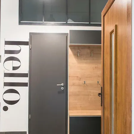 New Loft Style Appartman In The Heart Of The بودابست
