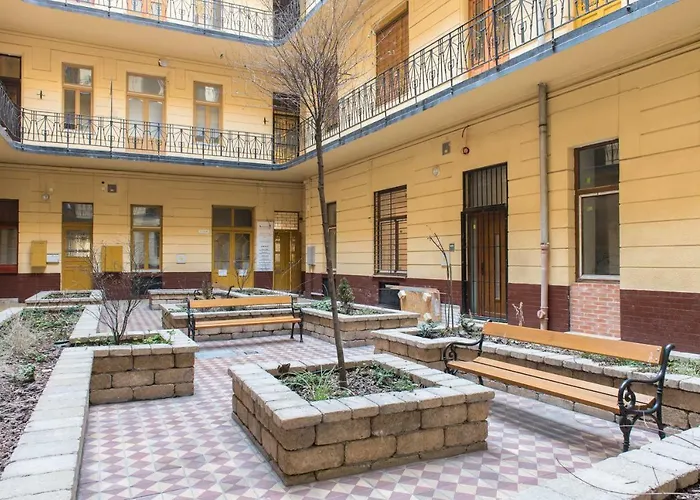 New Loft Style Appartman In The Heart Of The Budapeşte